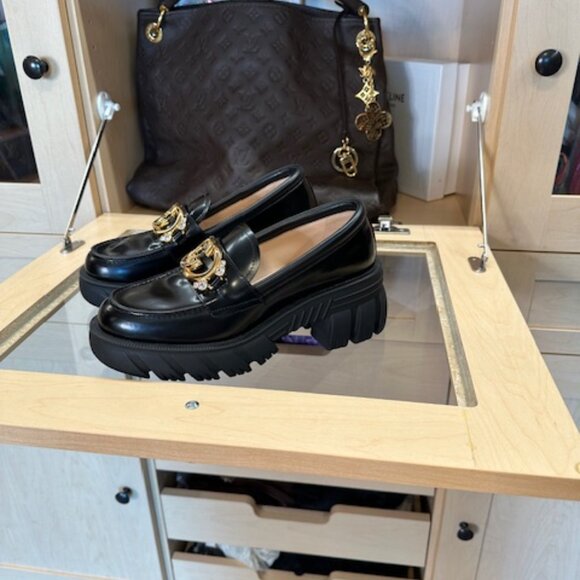 Gucci Black Size 37 Interlocking G Logo Leather Loafers - Picture 2 of 5